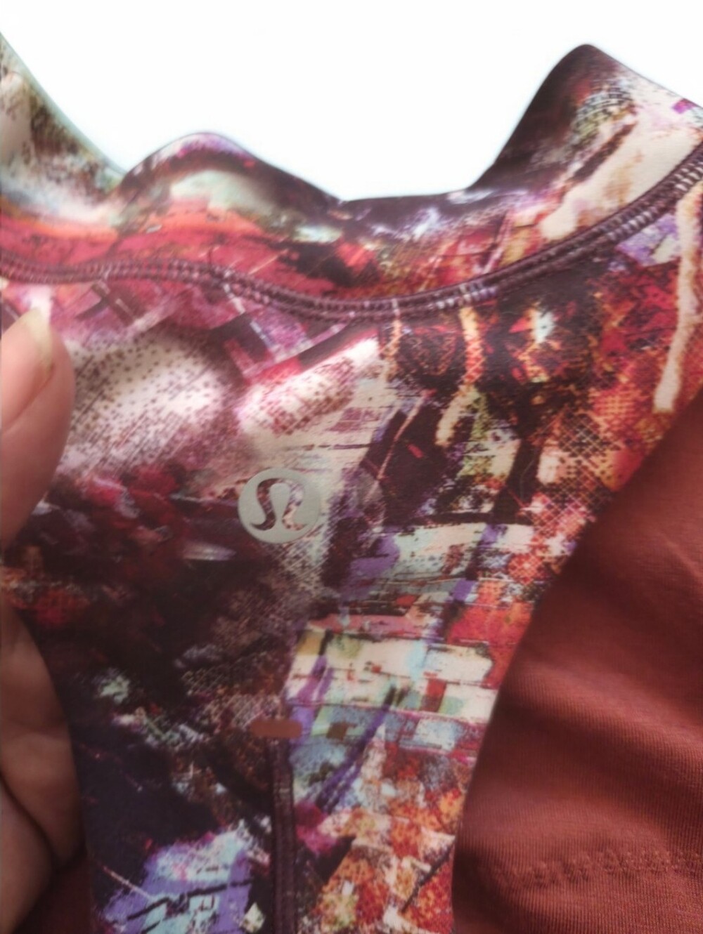 Lululemon Women Print High Neck Racerback Longline Built In Bra Crop Size Xs - Picture 5 of 5